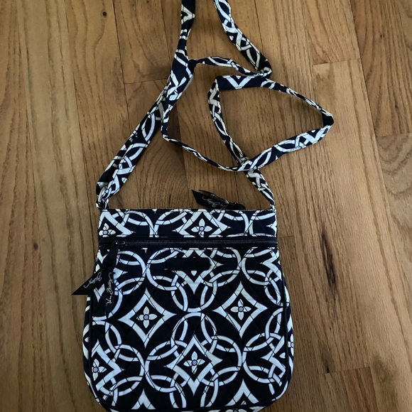 Vera Bradley Handbags - Vera Bradley • Crossbody Bag • Black & White